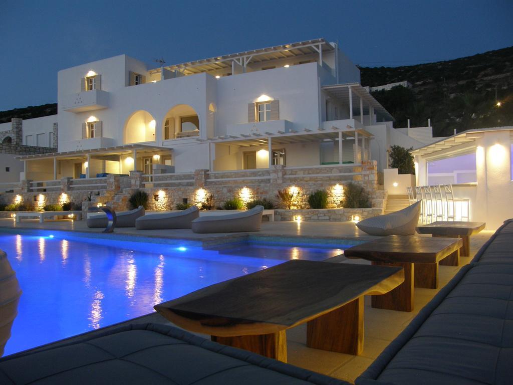 Anna Platanou Suites Agia Irini  Exterior photo